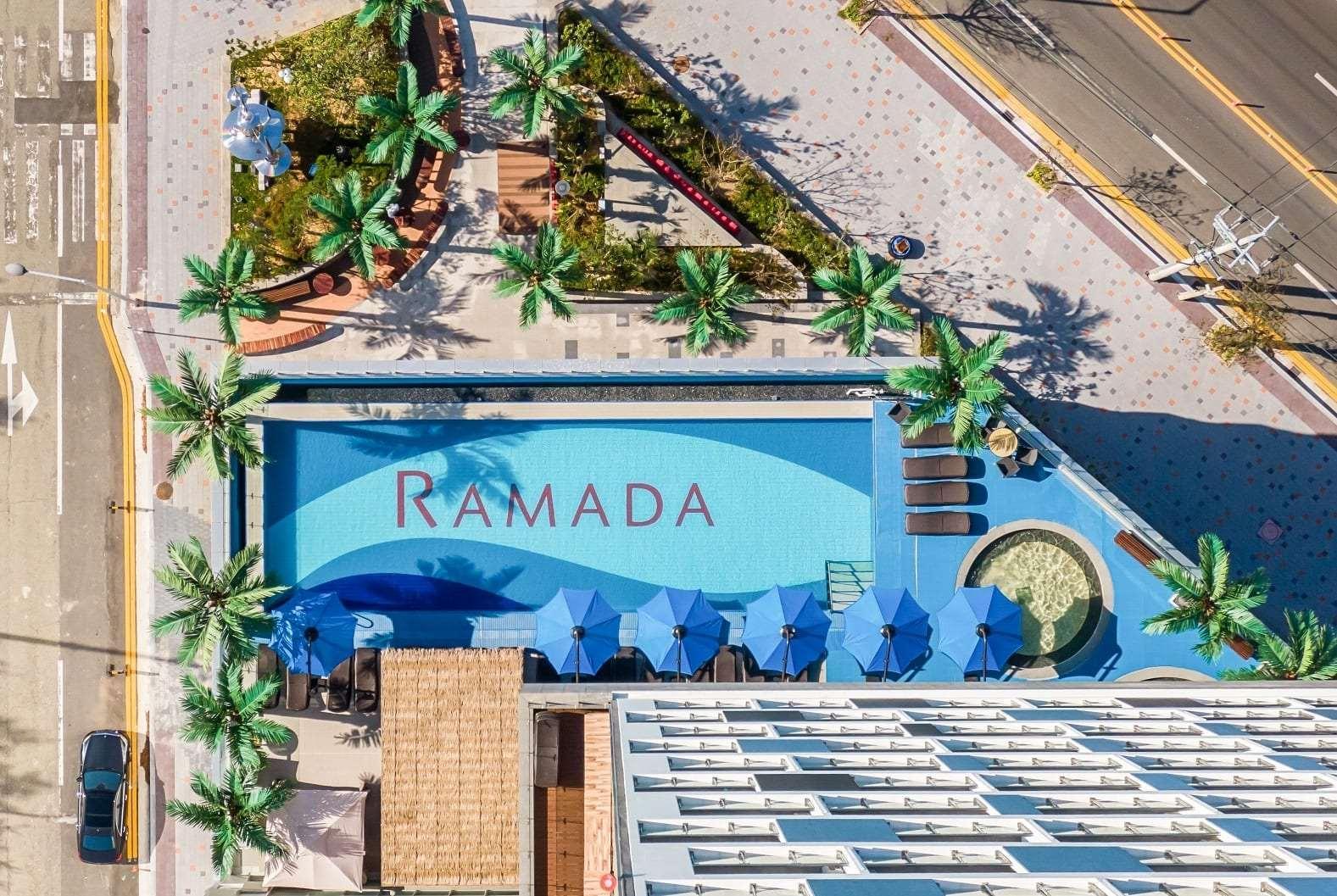 Hotel Ramada Plaza By Wyndham Dolsan Josu Exteriér fotografie